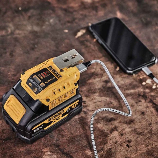 DeWalt DCB094H2 18V XR USB-C Powerstack Kit + 2x 5.0Ah Batteries - Image 4