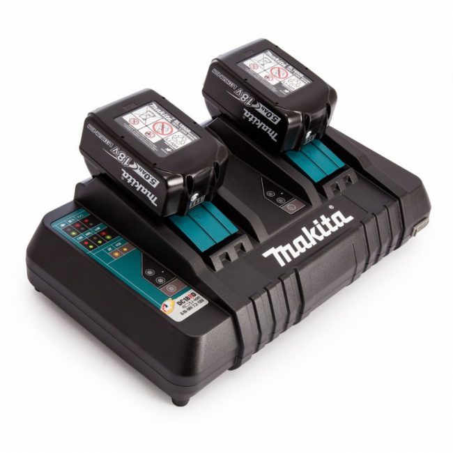 Makita DC18RD/1 110V Dual Port 14.4V - 18V Battery Charger - Image 2