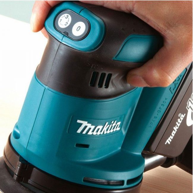 Makita DBO180Z 18V LXT 125mm Random Orbital Sander - Body - Image 3