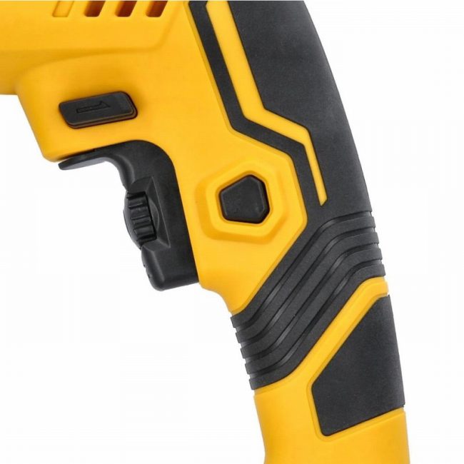 TOUGH MASTER TM-ID700E 230V 650W Corded Hammer Drill - Image 10