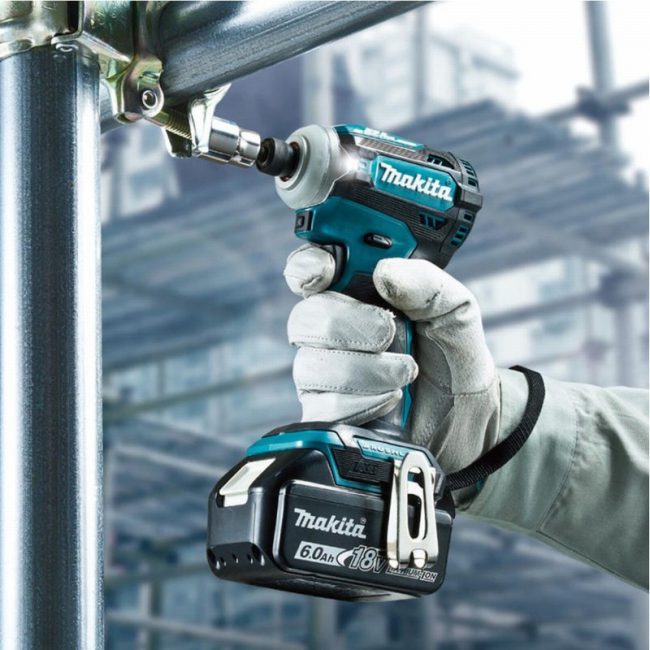 Makita DTD172Z 18V LXT Brushless Impact Driver - Body - Image 4