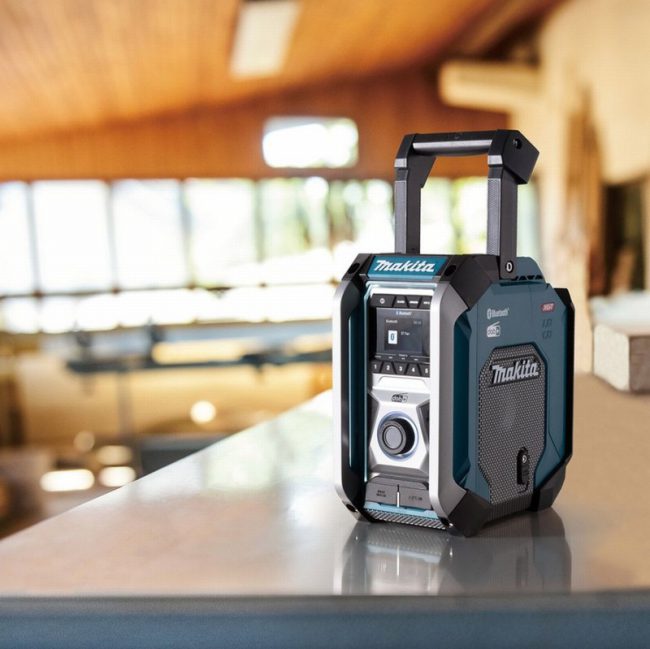 Makita MR007GZ 18V DAB Job Site Radio Bare Unit - Image 8
