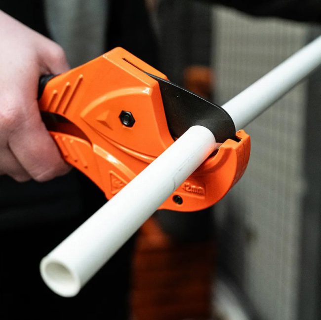 Vaunt V1429005  0mm-42mm Plastic Pipe Cutter - Image 3