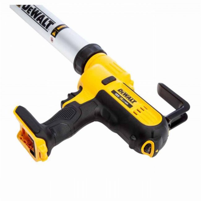 Dewalt DCE581N 18V XR Cordless Caulking Gun with Cartridge - Image 2