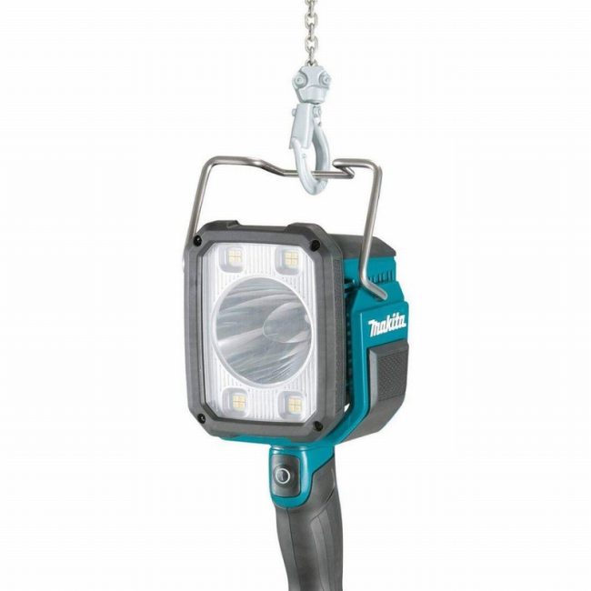 Makita DML812 18V LXT Torch - Body - Image 3