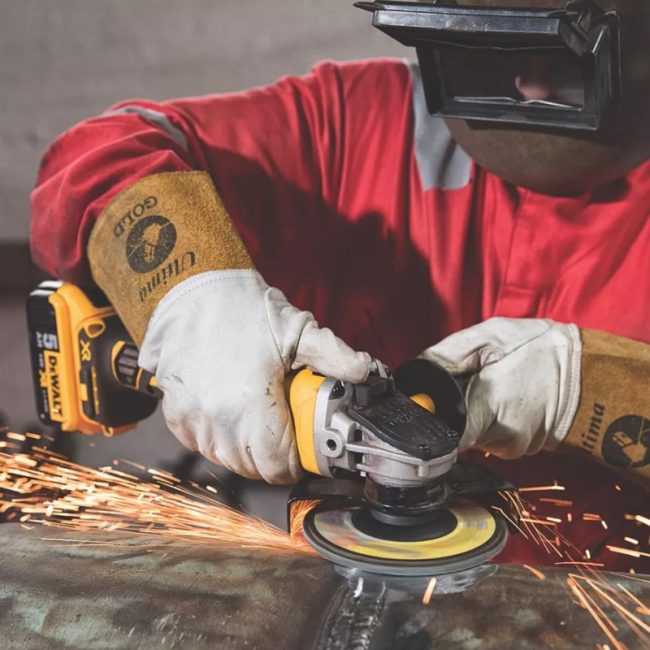Dewalt DCG405N 18V XR 125mm Brushless Grinder - Body - Image 5