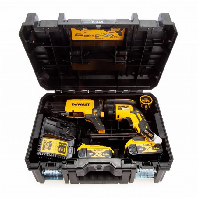 DeWalt DCF620P2K 18V Brushless Collated Drywall Screwdriver Kit - Image 3