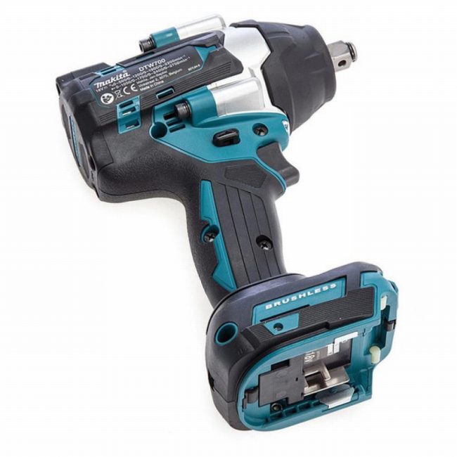 Makita DTW700Z 18V LXT Brushless Impact Wrench - Body - Image 7