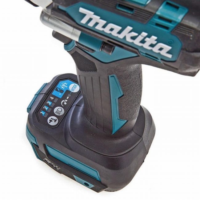 Makita DTW700Z 18V LXT Brushless Impact Wrench - Body - Image 6