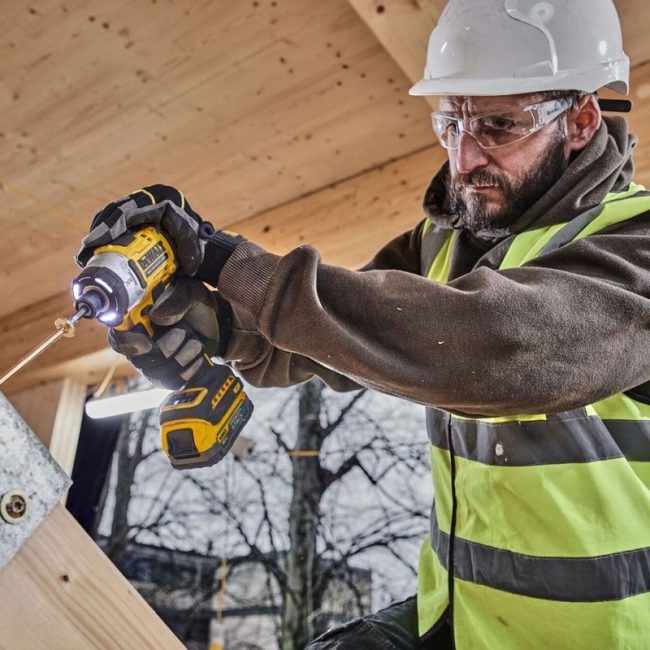 DeWalt DCF860N-XJ 18v XR Cordless Brushless Impact Driver - Body - Image 2
