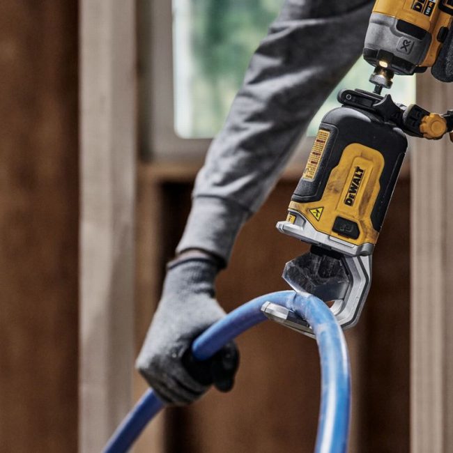 Dewalt DT20560-QZ Impact Attachment PVC/PEX Pipe Cutter - Image 5