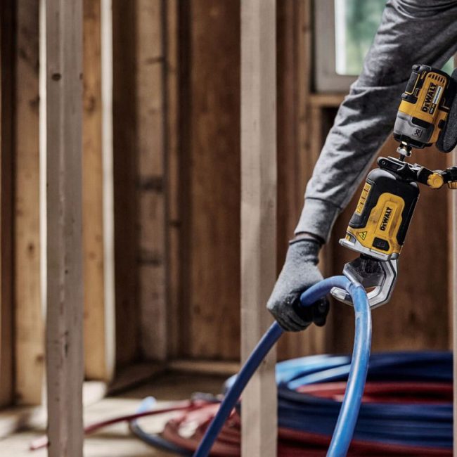 Dewalt DT20560-QZ Impact Attachment PVC/PEX Pipe Cutter - Image 4