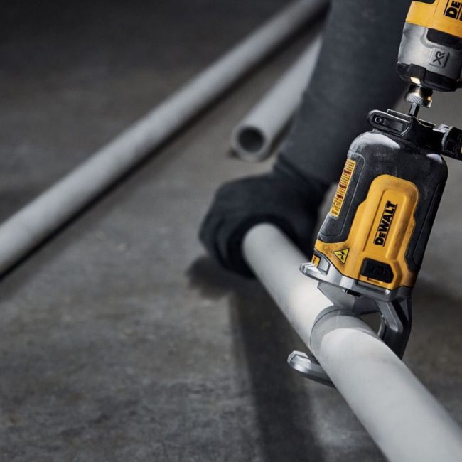 Dewalt DT20560-QZ Impact Attachment PVC/PEX Pipe Cutter - Image 3