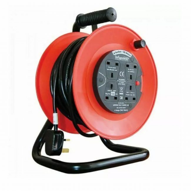 Infapower X814 4 Socket 13 Amp 25 Metre Reel