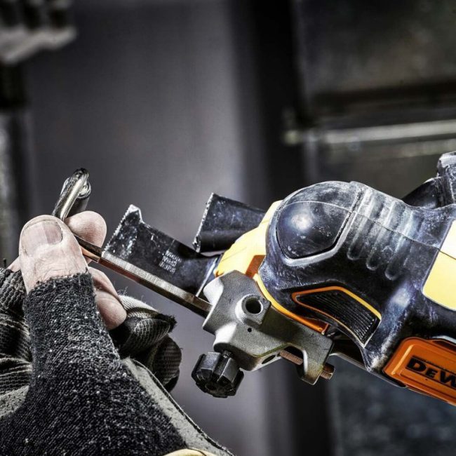 DeWalt DCS355M2 18V XR Brushless Multi-Tool with Accessory Kit - Image 10