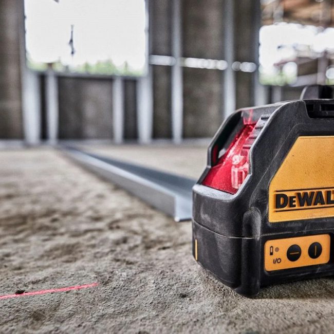 DeWalt DW088K 2 Way Self-Levelling Line Laser Red - Image 7