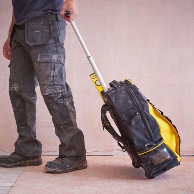 Stanley STA179215 54cm FatMax Backpack Tool Bag on Wheels - Image 12