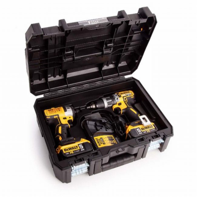 DeWalt DCK266P2T 18V XR Brushless Combi & Impact Kit - Image 9