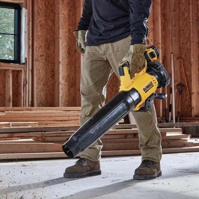 DeWalt DCMBL562N-XJ 18v XR Brushless Blower - Body - Image 6