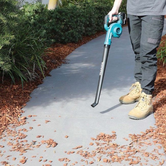 Makita DUB186Z LXT 18V Cordless Blower - Body - Image 2