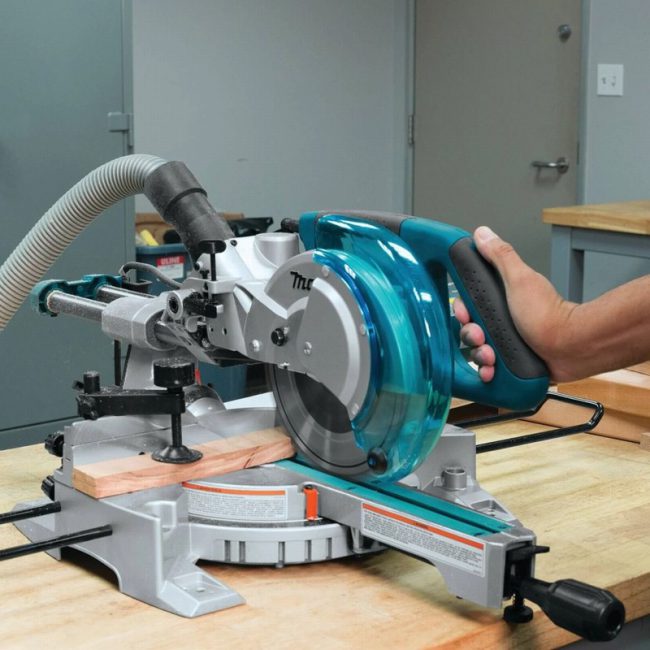 Makita LS0815FLN/1 110V 216mm Slide Compound Mitre Saw - Image 5