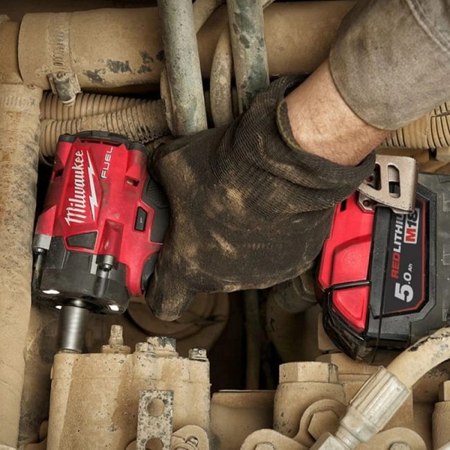 Milwaukee M18FIW2F12-0 18V FUEL-1/2"Impact Wrench - Body - Image 10