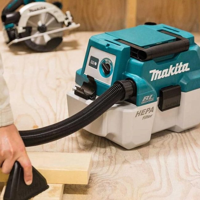 Makita DVC750LZ 18V LXT Brushless L-Class Dust Extractor - Body - Image 13