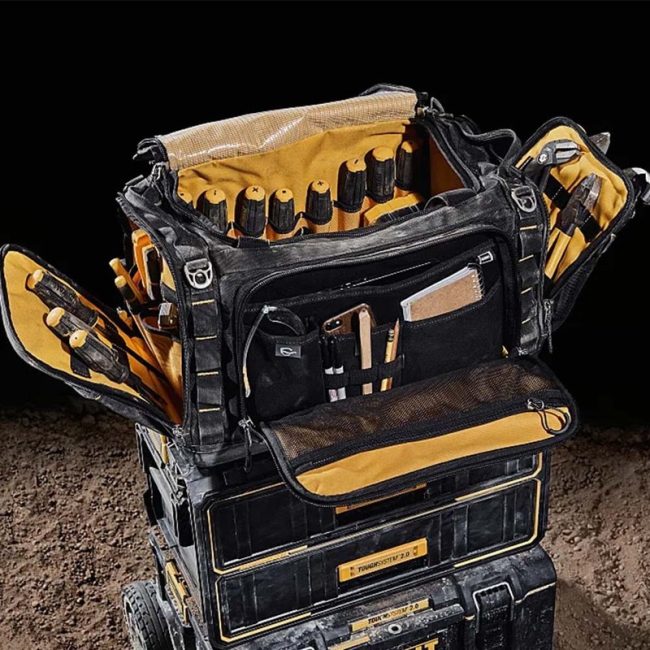 DeWalt DWST83522-1 22in Toughsystem 2.0 Duffle Tool Bag - Image 2