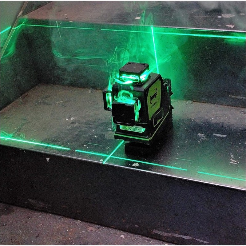 Imex LX3DG Beam Multi Line Laser Green - Body - Image 3