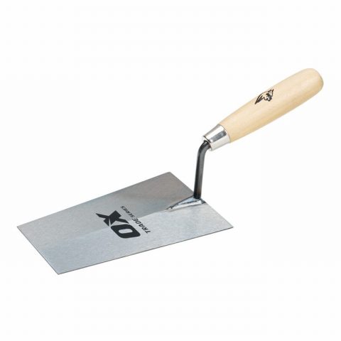 OX OX-T017618 7″ 180mm Bucket Trowel – Wooden Handle