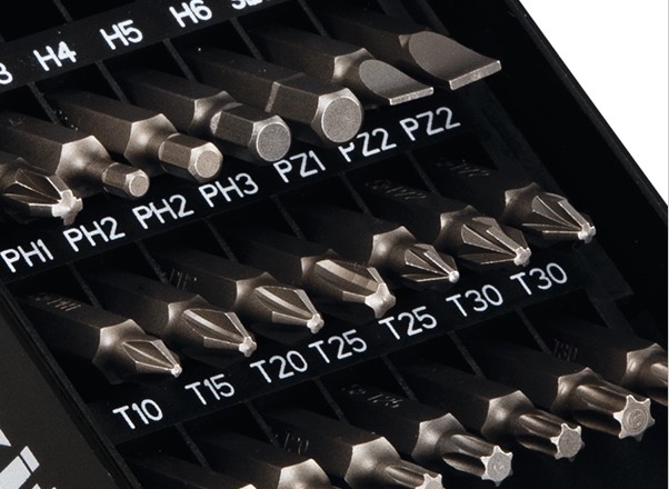 Makita B-68323 21 Piece Screwdriver Bit Set in Battery Shape - Image 3