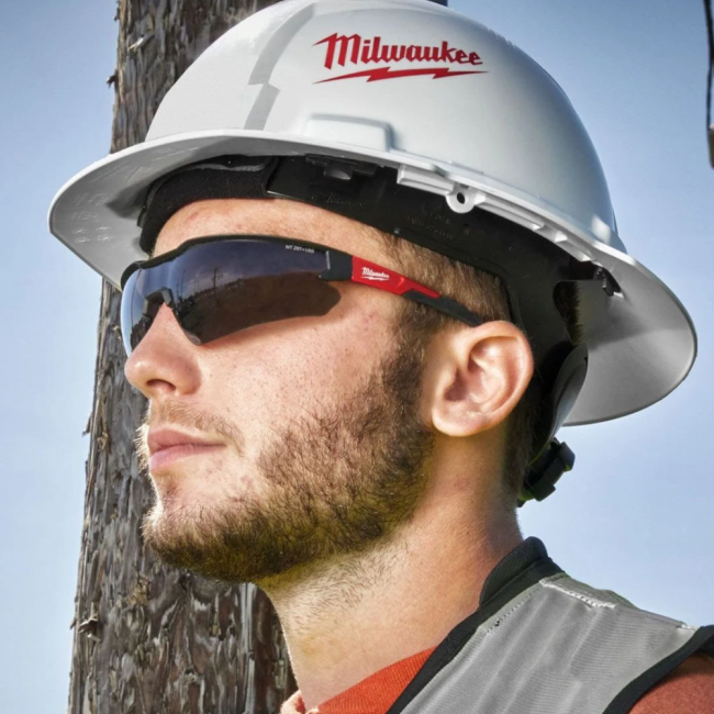 Milwaukee 4932478764 Enhanced Safety Glasses Tinted - Image 6