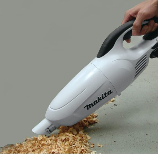 Makita DCL180ZW 18V LXT White Vacuum Cleaner - Body - Image 2