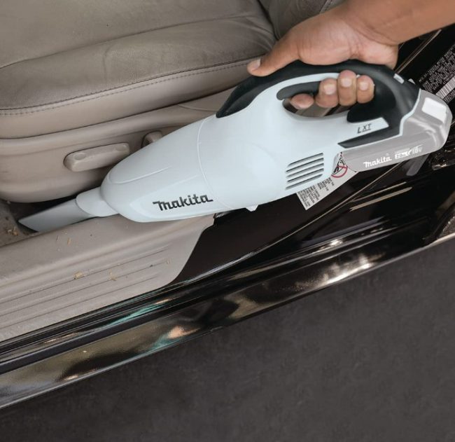 Makita DCL180ZW 18V LXT White Vacuum Cleaner - Body - Image 3