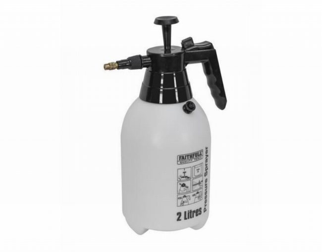 Faithfull FAISPRAY2 Handheld Pressure Sprayer 2 litre - Image 2