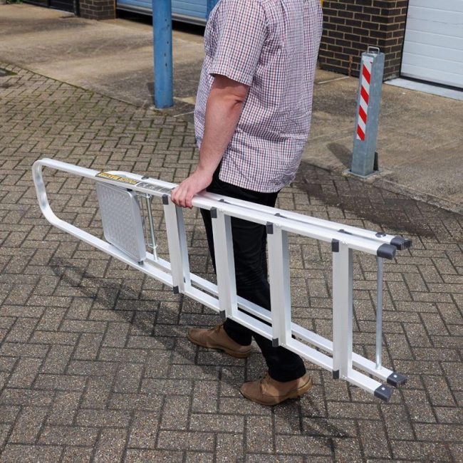 TOUGH MASTER ML-405X Aluminium Folding 5 Step Tread Ladder - Image 4