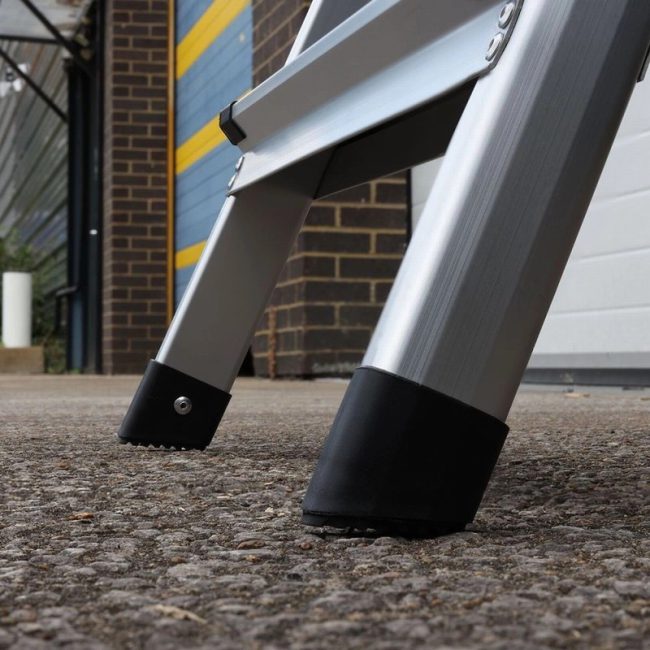 TOUGH MASTER ML-405X Aluminium Folding 5 Step Tread Ladder - Image 7