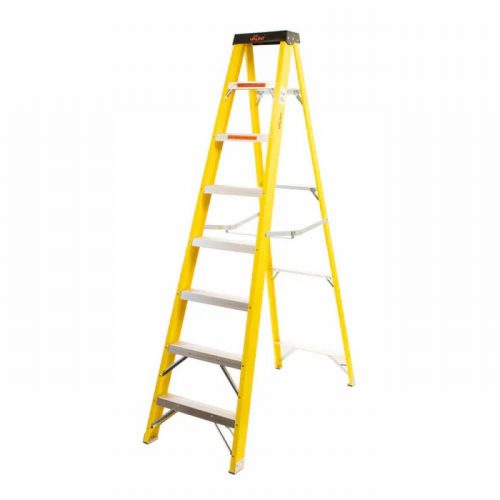 Vaunt V2002002 8 Tread Fibreglass Step Ladder – 2.23m