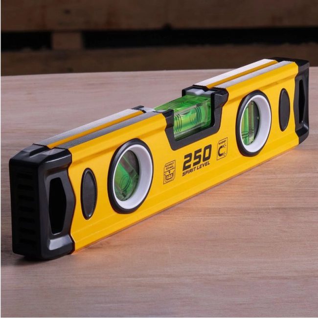 TOUGH MASTER TM-SL25 10"250mm Scaffolders Spirit Level 2 Magnets - Image 5
