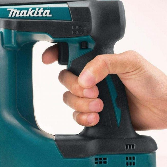 Makita DBN600ZJ 18V LXT Cordless 16G Finishing Nailer - Image 7