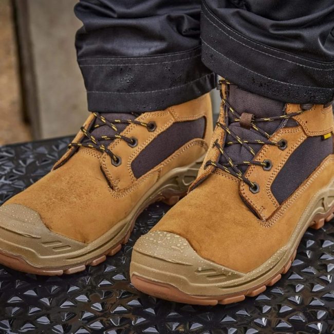 Apache Arizona Honey Nubuck Waterproof Boots - Image 6